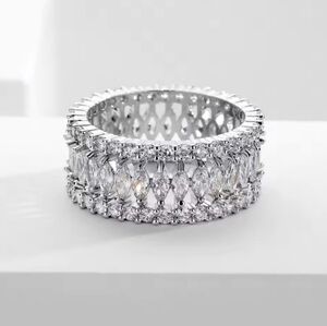 Swarovski Elements 925 Sterling Silver Contemporary Eternity Band Ring NEW
